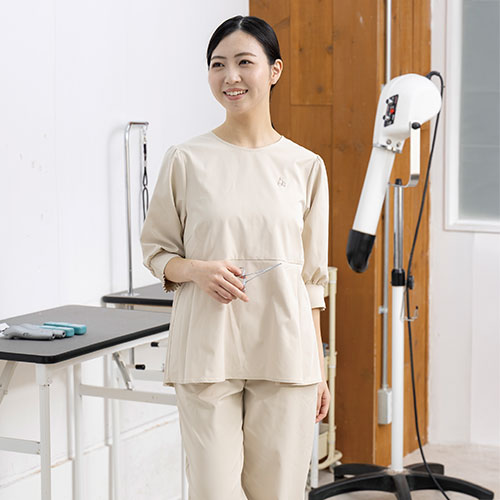 trim.ｳｪｱ ﾄｯﾌﾟｽ  ﾍﾞｰｼﾞｭ L